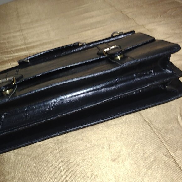 Men or Women's Leather Brief Case by Italian designer Salvi - Picture 3 of 13